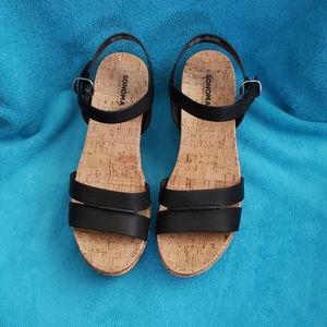 Sonoma Black Low Wedge Sandals - 10